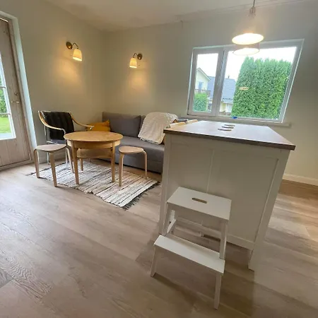 Daisy House Apartment